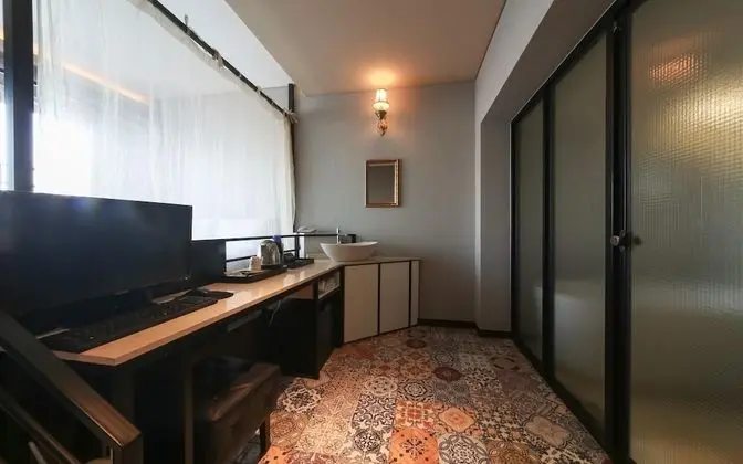 Oda (Full Ocean Canopy Premium (Netflix Ac)