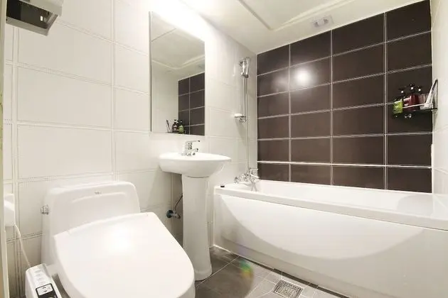 Oda (Deluxe Room / Netflix)