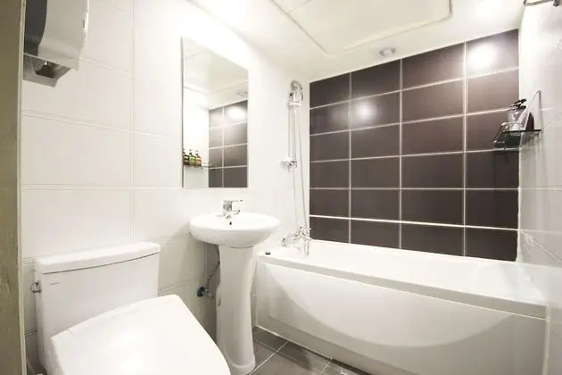 Oda (Deluxe Room / Netflix)