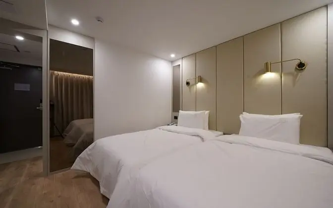 Oda (Twin (2 single beds with styler Netfl)