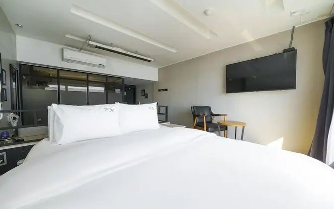 Oda (Ocean View Deluxe Room A-Middle Floor)