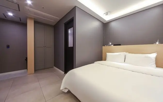 Oda (Standard A (Free Breakfast Netflix Av)