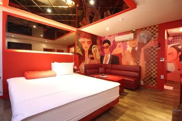 Oda (Semi-Special Room (Netflix viewing av)