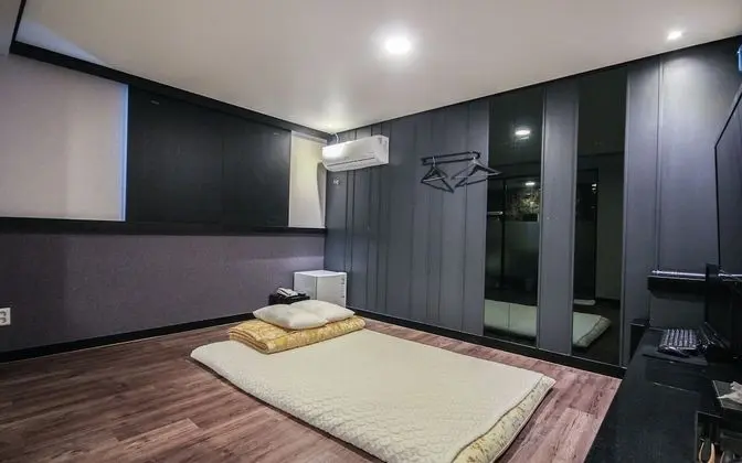 Oda (Ondol Room)