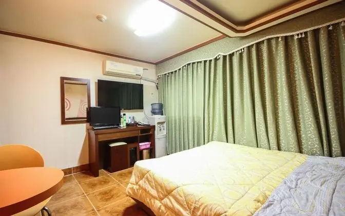 Oda (Special Room)