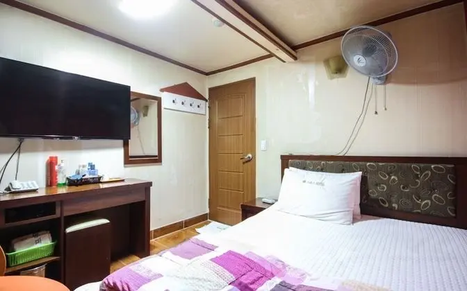 Oda (Standard Room)