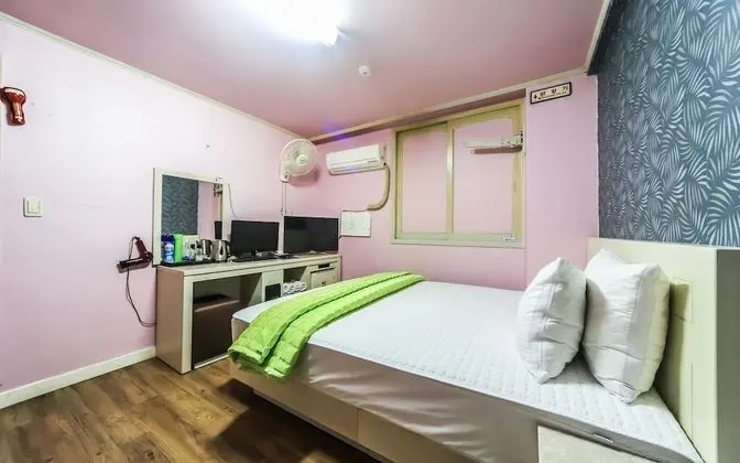 Oda (Standard Room)