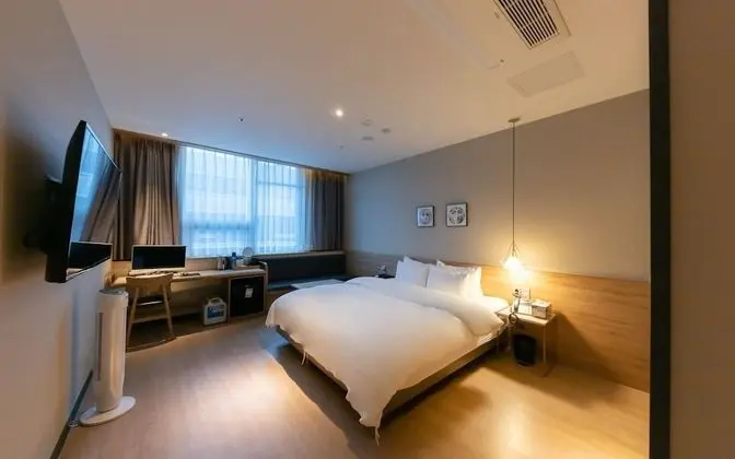 Oda (Standard B (Breakfast provided free u)