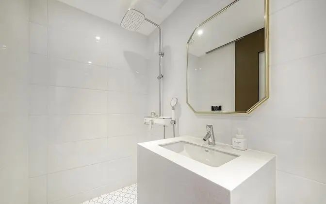 Oda (Standard A (Free Netflix + Free Break)