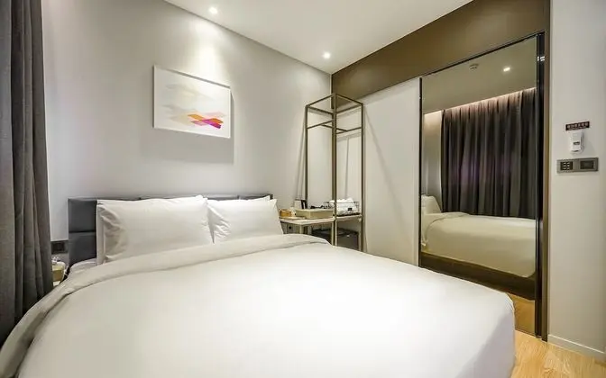 Oda (Standard A (Free Netflix + Free Break)