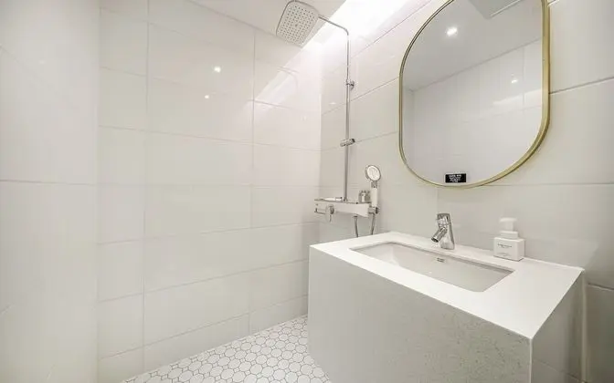 Oda (Standard A (Free Netflix + Free Break)