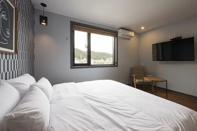 Deluxe Tek Büyük Yataklı Oda