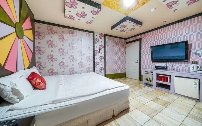 Oda (Semi-Special Room)