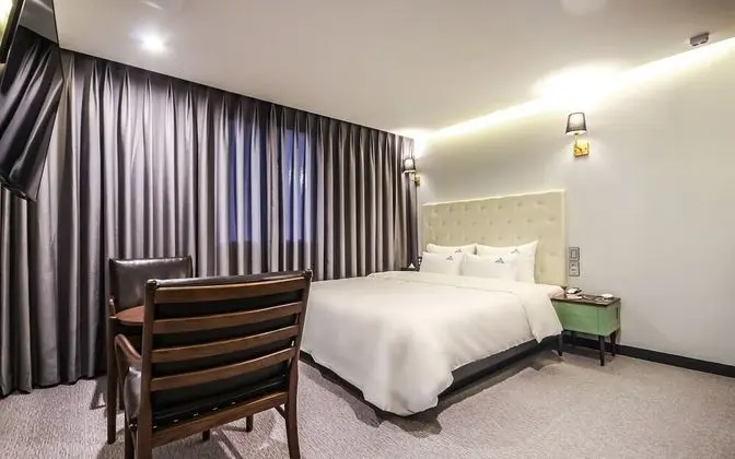 Oda (Special Room)