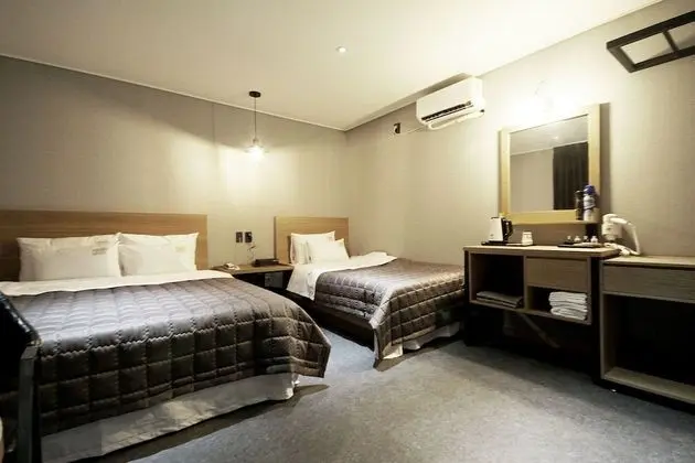 Oda (Premium Twin (Free Netflix Twin Bed ")