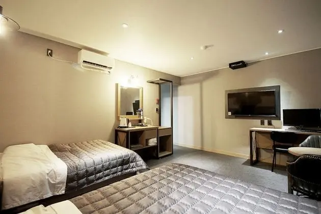 Oda (Premium Twin (Free Netflix Twin Bed ")