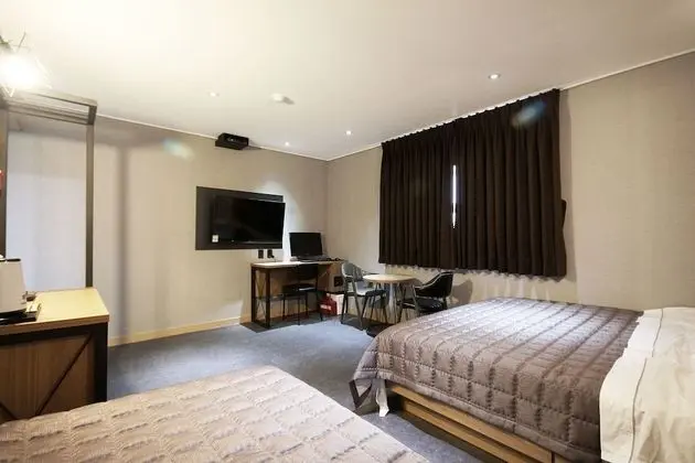 Oda (Premium Twin (Free Netflix Twin Bed ")