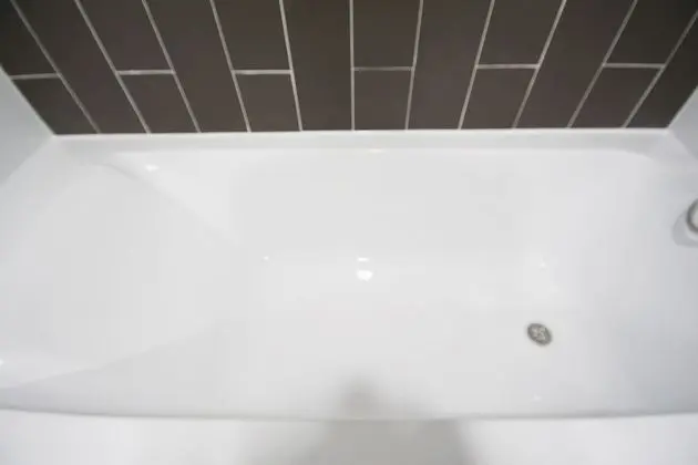 Oda (Premium Twin (Free Netflix Twin Bed ")