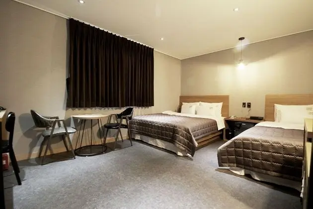 Oda (Premium Twin (Free Netflix Twin Bed ")