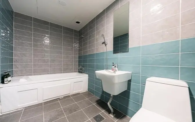 Oda (Premium Twin (Free Netflix Twin Bed ")