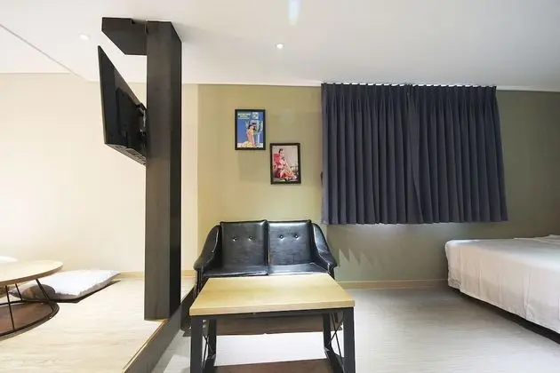 Oda (VIP twin (pre-parking available TV ba)