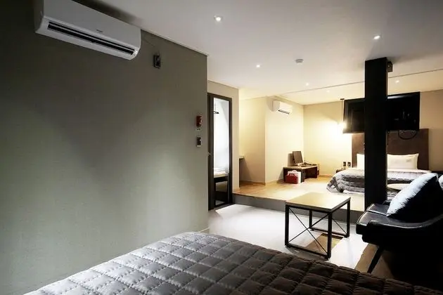 Oda (VIP twin (pre-parking available TV ba)