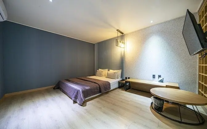 Oda (VIP twin (pre-parking available TV ba)