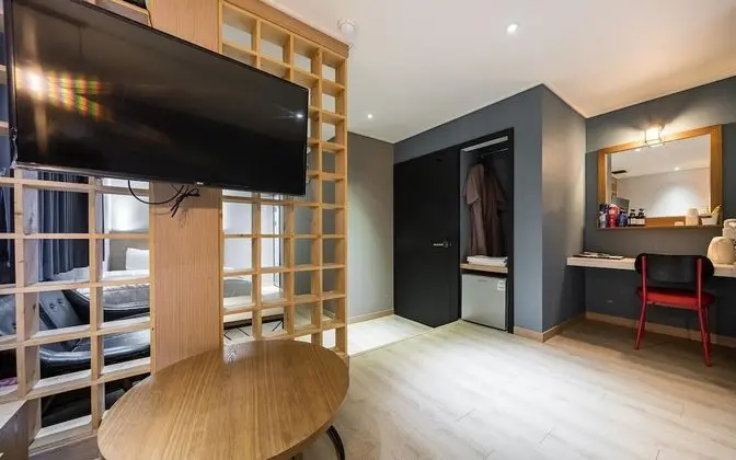 Oda (VIP twin (pre-parking available TV ba)