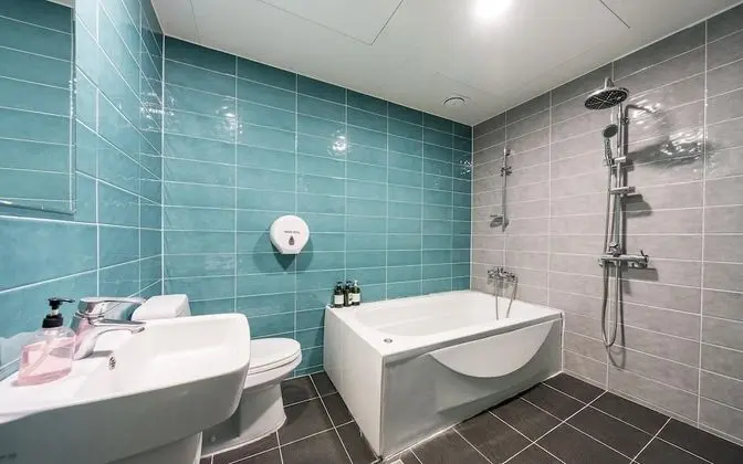 Oda (VIP twin (pre-parking available TV ba)