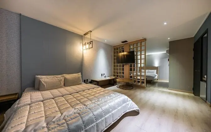 Oda (VIP twin (pre-parking available TV ba)