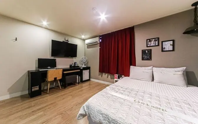 Oda (Deluxe Gold (Netflix available))