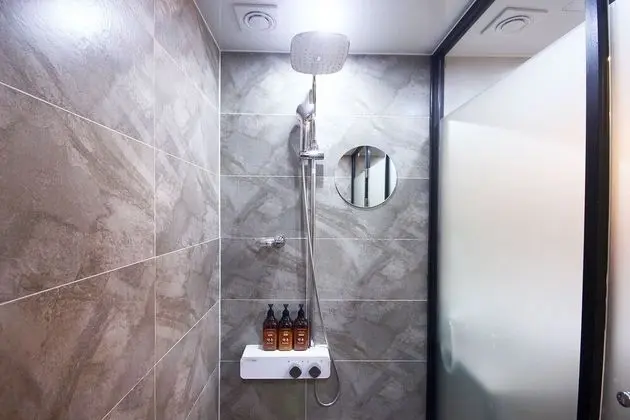 Oda (Deluxe Gold (Netflix available))