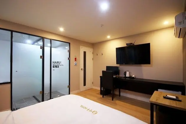 Oda (Deluxe Gold (Netflix available))