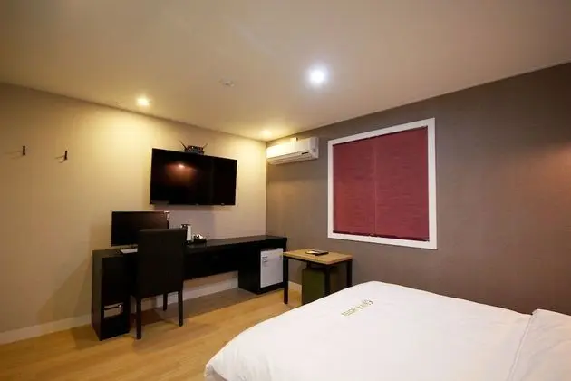 Oda (Deluxe Gold (Netflix available))