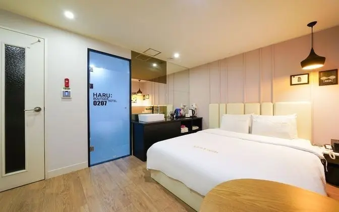 Oda (Deluxe (Netflix Available))