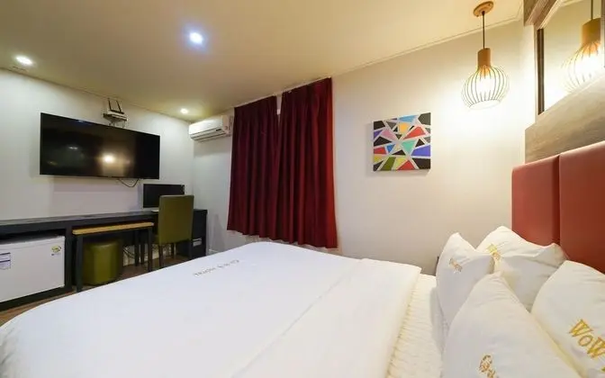 Oda (Deluxe (Netflix Available))