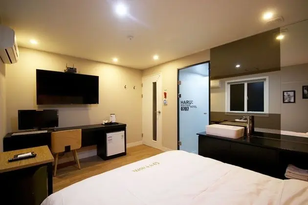 Oda (Deluxe (Netflix Available))