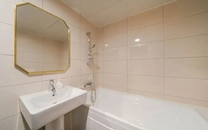 Oda (24 Hours (PC Random Assignment))