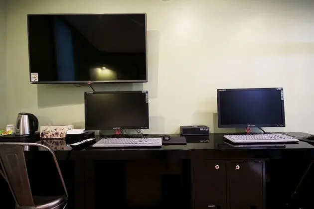 Oda (Group Room with 2 Double Bed (Netflix)