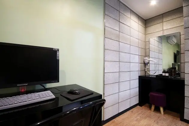 Oda (Group Room with 2 Double Bed (Netflix)