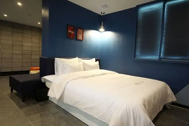 Oda (Group Room with 2 Double Bed (Netflix)