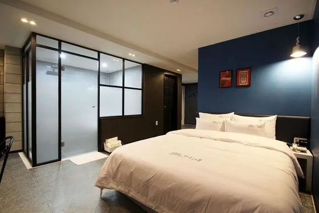 Oda (Group Room with 2 Double Bed (Netflix)
