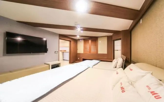 Oda (Penthouse (karaoke large whirlpool Ne)