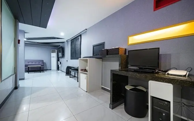 Oda (Penthouse (karaoke large whirlpool Ne)