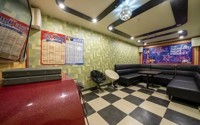 Oda (Penthouse (karaoke large whirlpool Ne)
