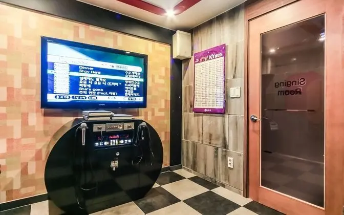 Oda (Penthouse (karaoke large whirlpool Ne)