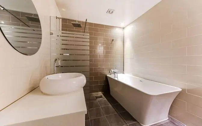 Oda (Japanese-style room (1 PC + Netflix f)