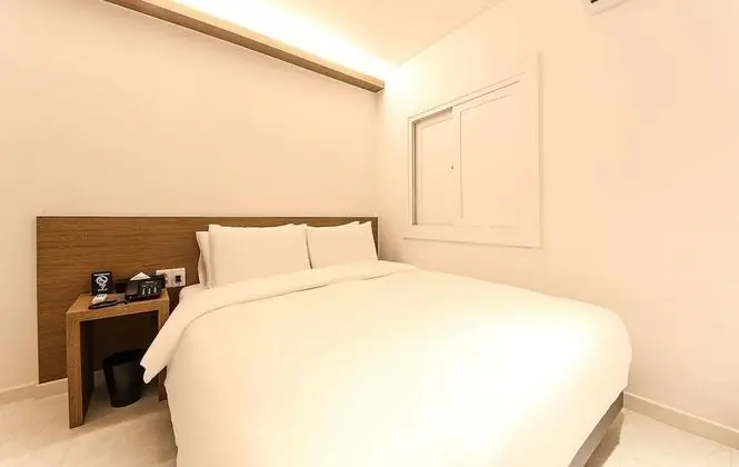 Deluxe Double Room (Parking available)