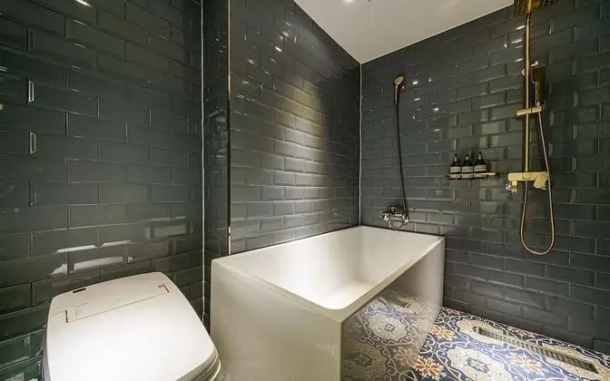 Oda (Premium Twin (Free use of NETFLIX) (1)