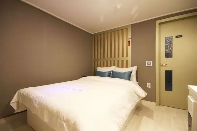 Oda (Standard room-Parking available (driv)